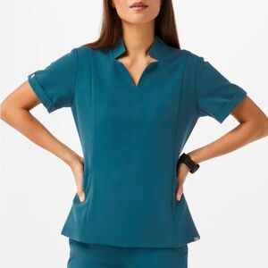 Figs Inala/Yola set in Caribbean Blue